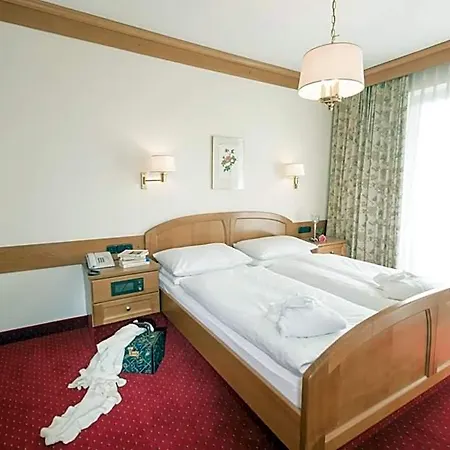 Alpina - Thermenhotels Gastein 4*